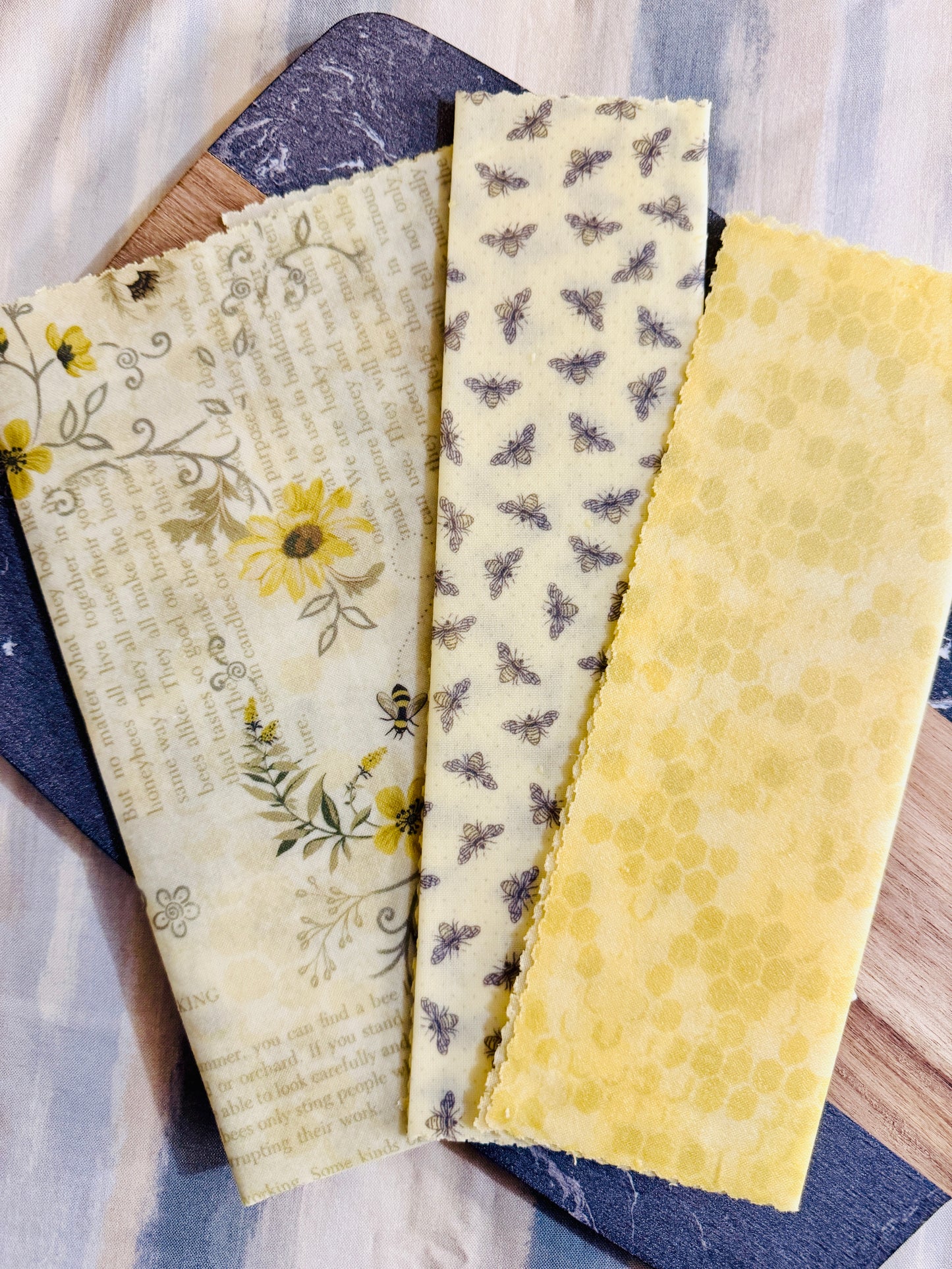 Bee's & Honeycomb - Handmade Beeswax Wraps