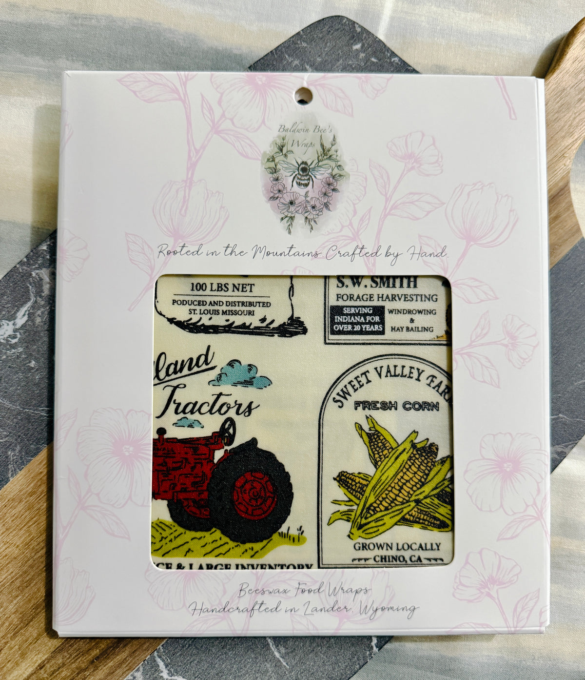 Jumbo Beeswax Bread Wrap - Reusable Bread Storage Wrap for Homemade Bread, Sourdough & Artisan Loaves  (FARMHOUSE)